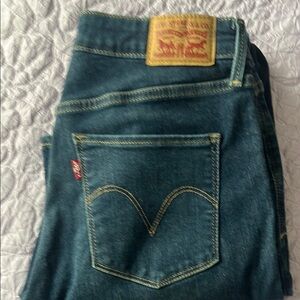 Women’s Levi’s Mid Rise Skinny